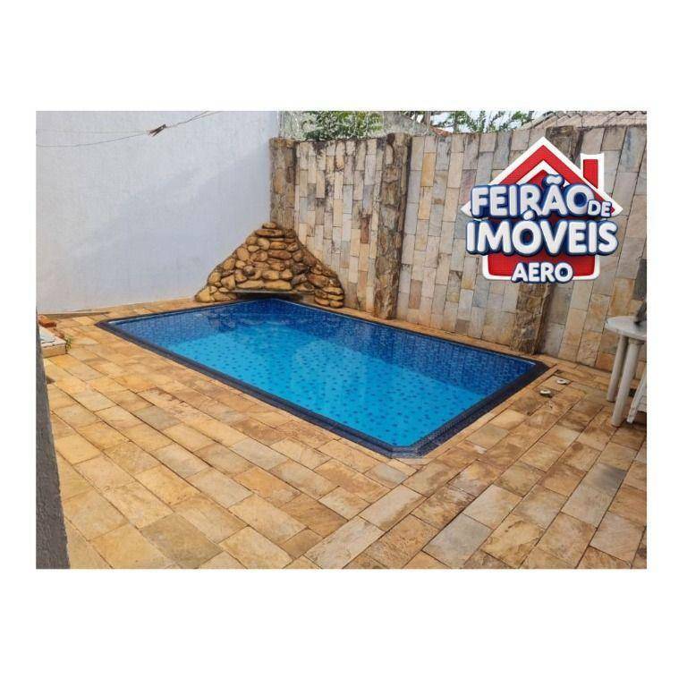 Casa à venda com 3 quartos, 170m² - Foto 1