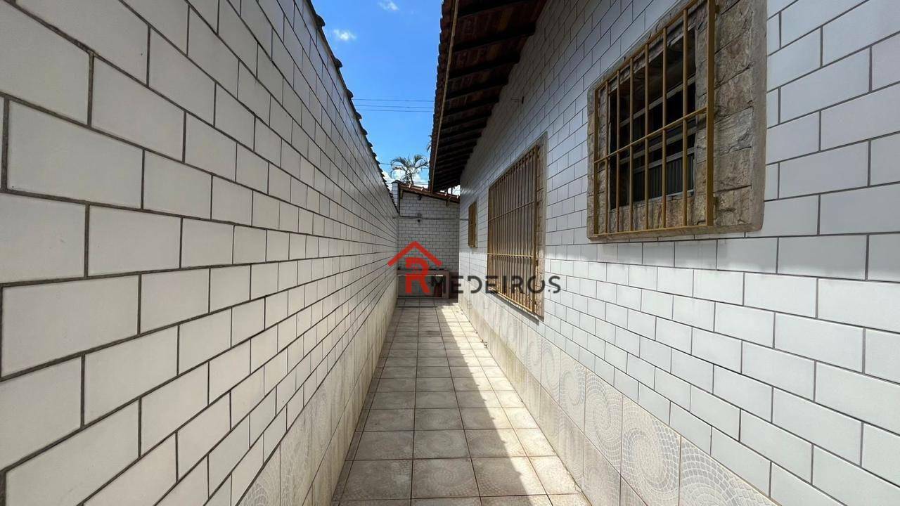 Casa para alugar com 3 quartos, 180m² - Foto 22