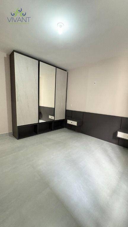 Sobrado à venda com 4 quartos, 200m² - Foto 54