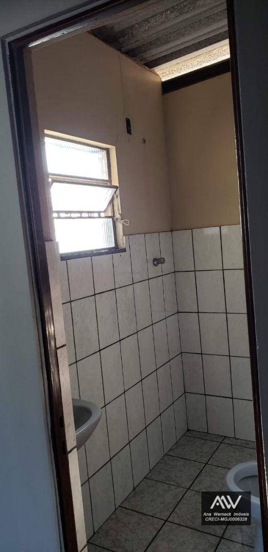 Casa à venda com 3 quartos, 300m² - Foto 23