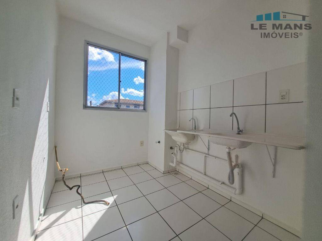 Apartamento para alugar com 2 quartos, 48m² - Foto 2