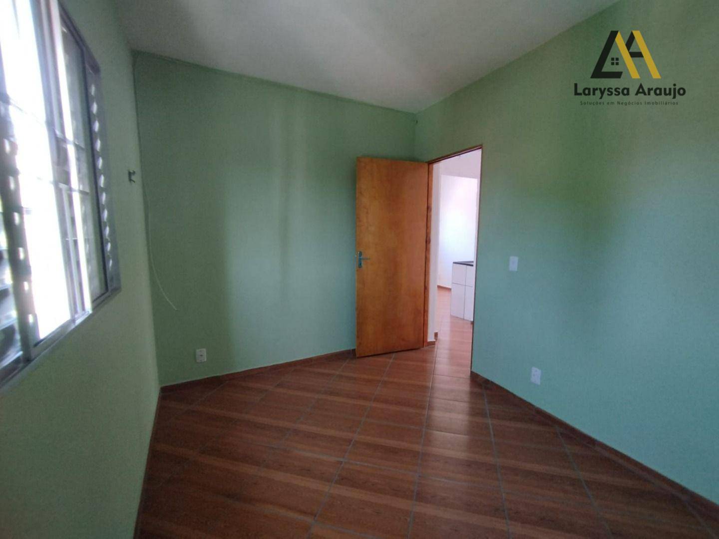 Casa para alugar com 2 quartos, 100M2 - Foto 4