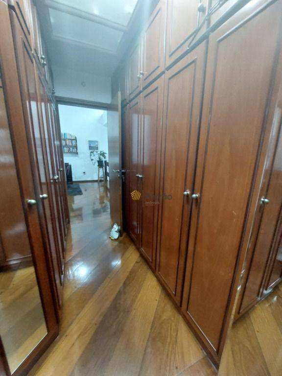 Sobrado à venda com 4 quartos, 333m² - Foto 59