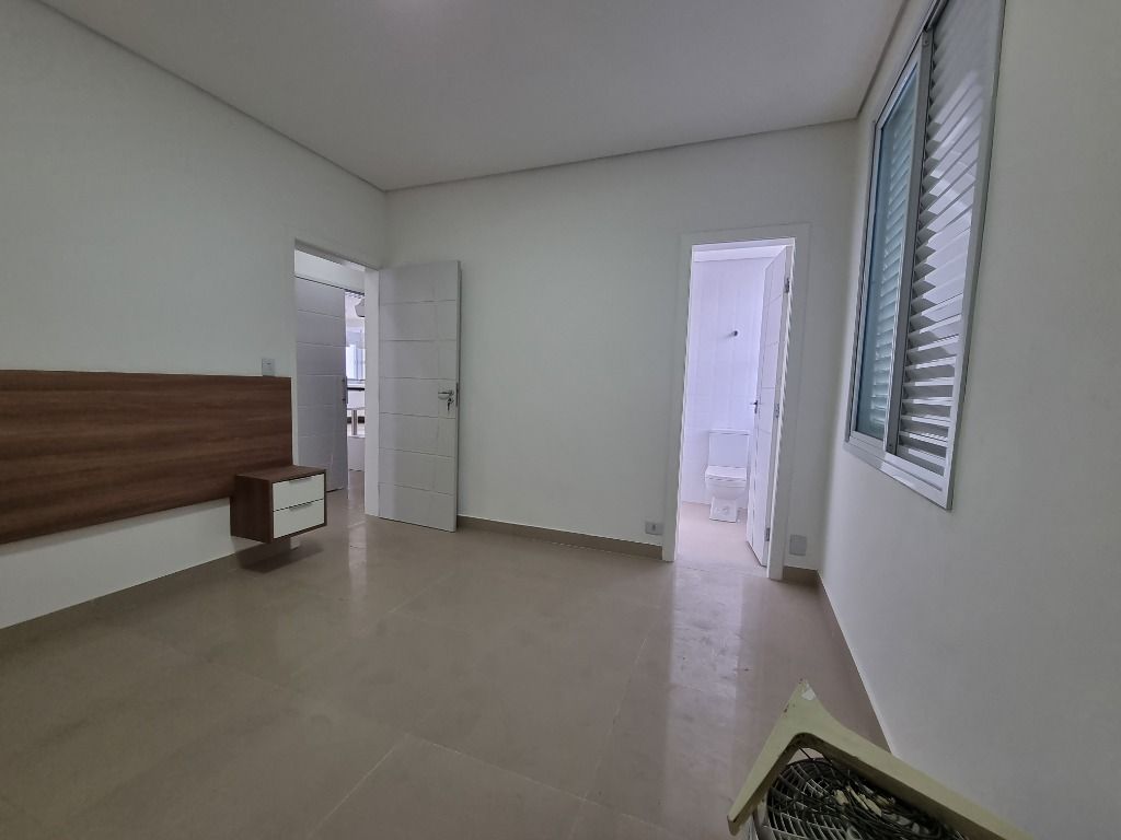 Apartamento à venda com 3 quartos, 180m² - Foto 14