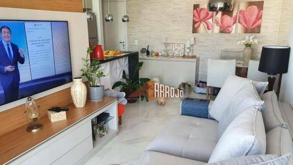 Apartamento à venda com 2 quartos, 64m² - Foto 21