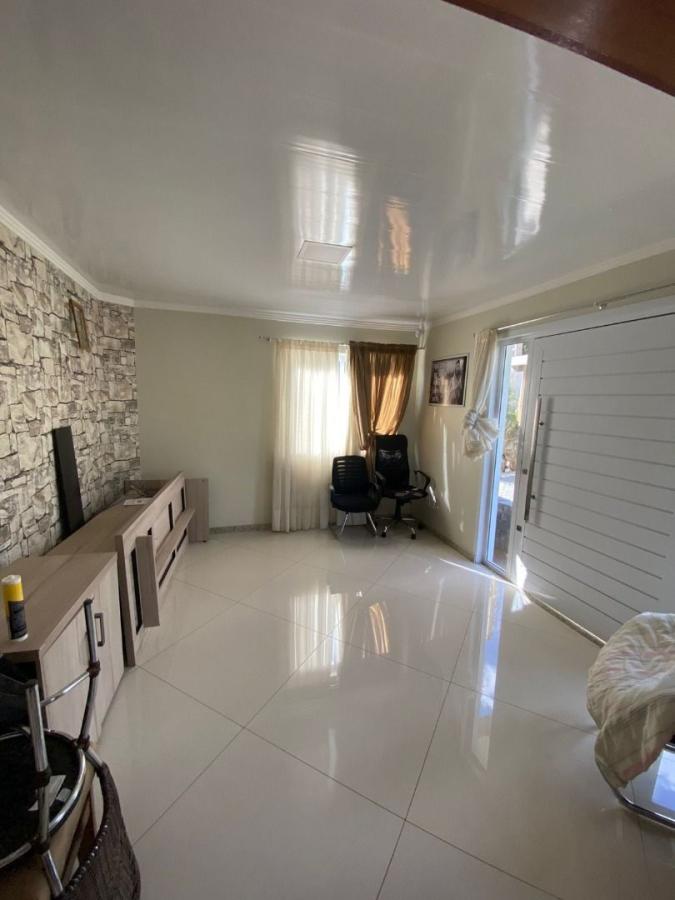 Casa à venda com 2 quartos, 170m² - Foto 12