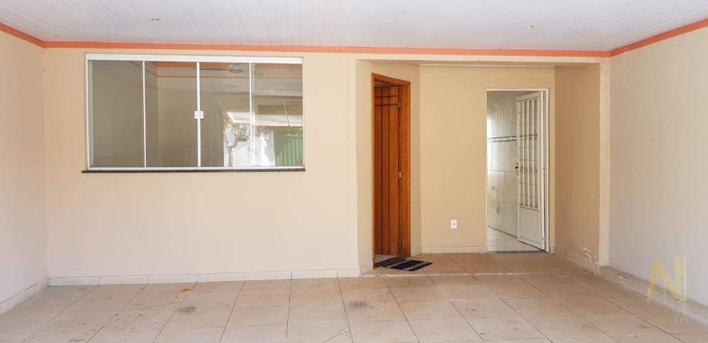 Casa à venda com 3 quartos, 96m² - Foto 3