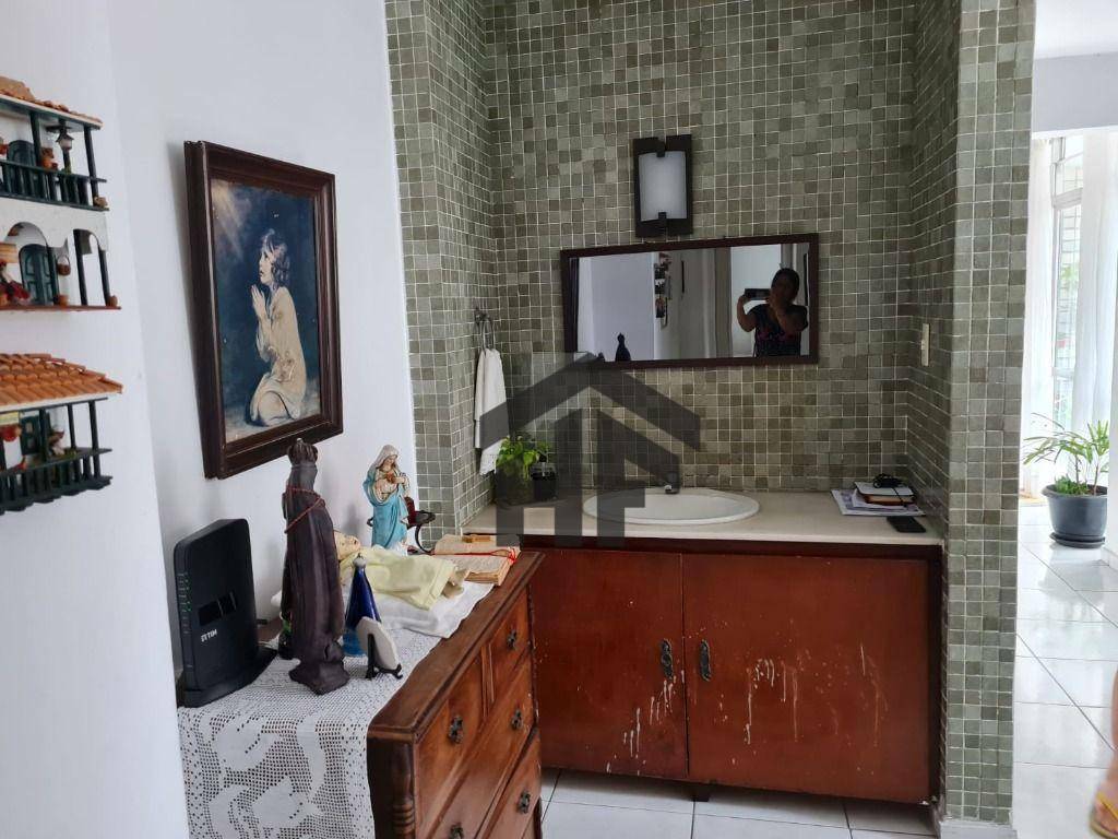 Apartamento à venda com 3 quartos, 175m² - Foto 12