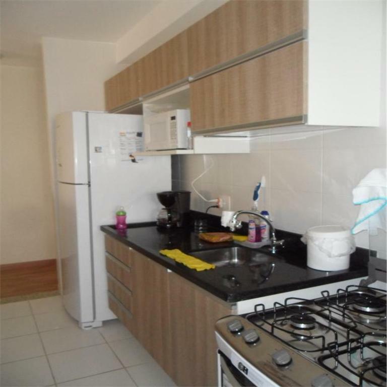 Apartamento à venda com 2 quartos, 77m² - Foto 4