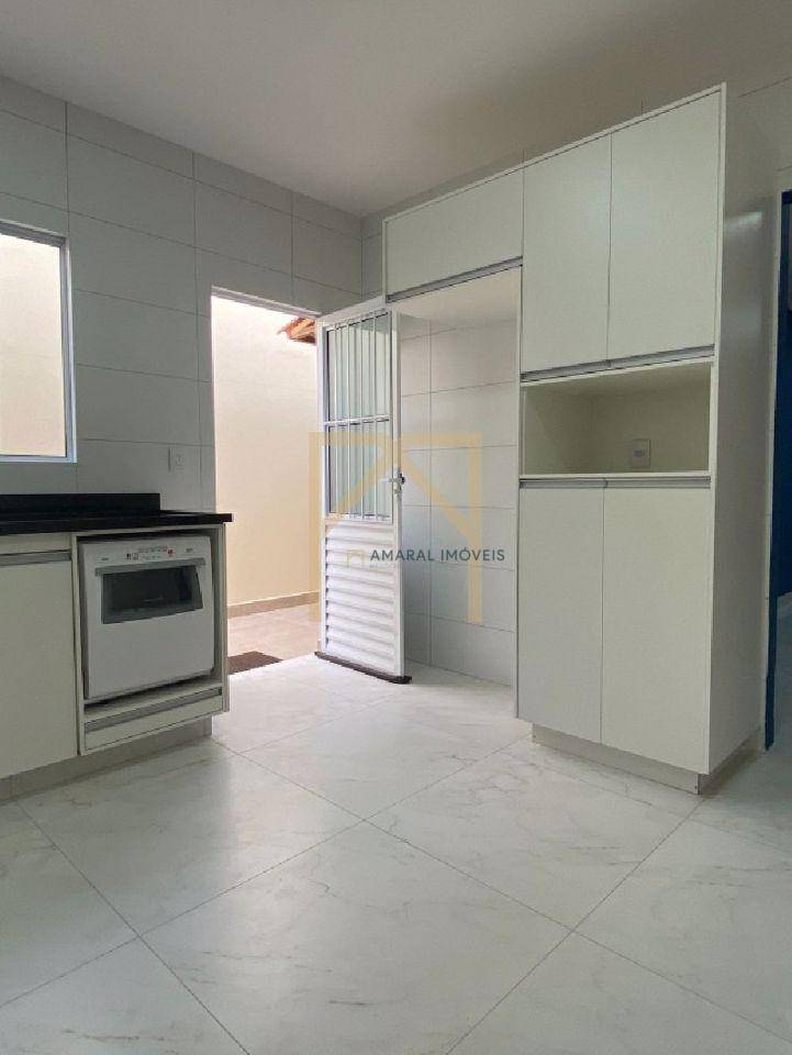 Casa de Condomínio à venda com 3 quartos, 70m² - Foto 5