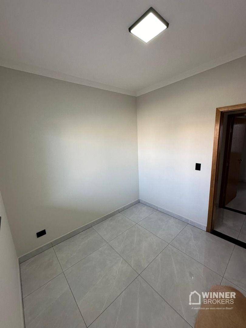 Casa à venda com 3 quartos, 84m² - Foto 8