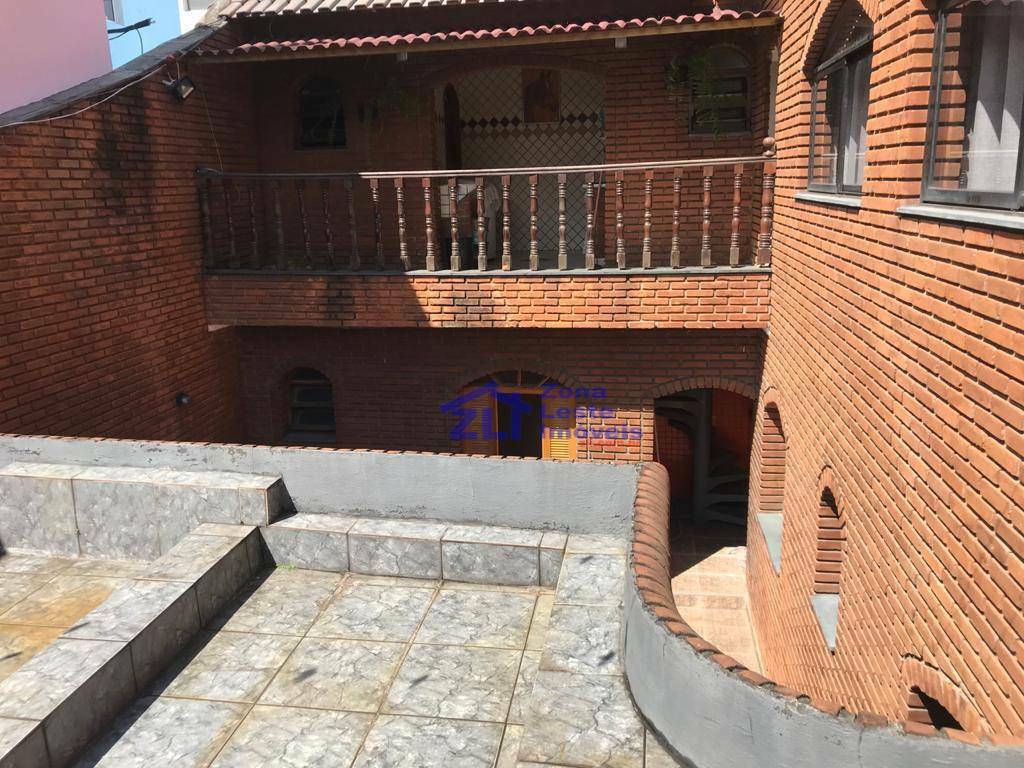 Sobrado à venda com 3 quartos, 240m² - Foto 22