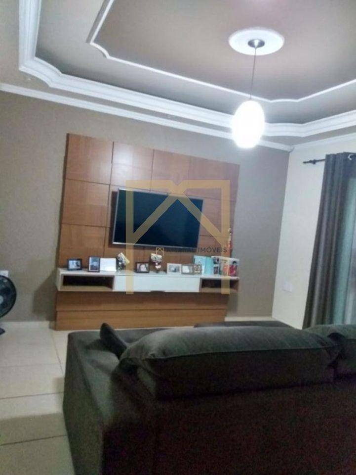 Casa à venda com 3 quartos, 230m² - Foto 14