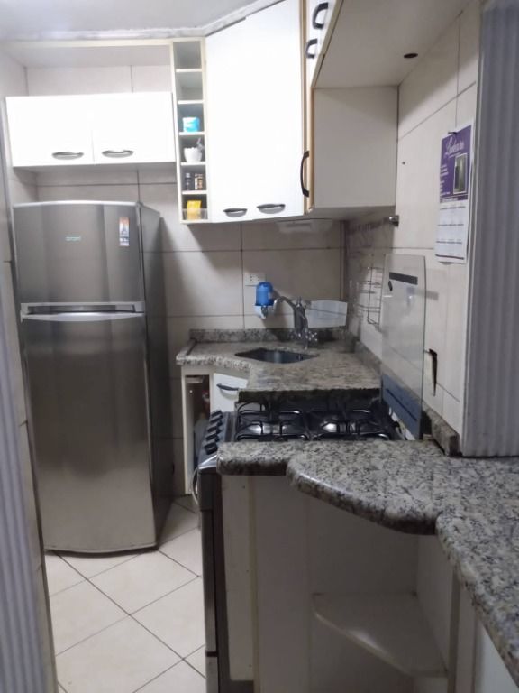 Apartamento à venda com 2 quartos, 50m² - Foto 7