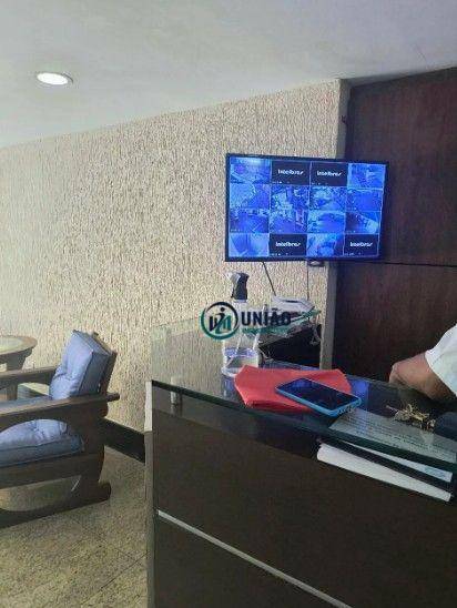 Apartamento à venda com 2 quartos, 72m² - Foto 12