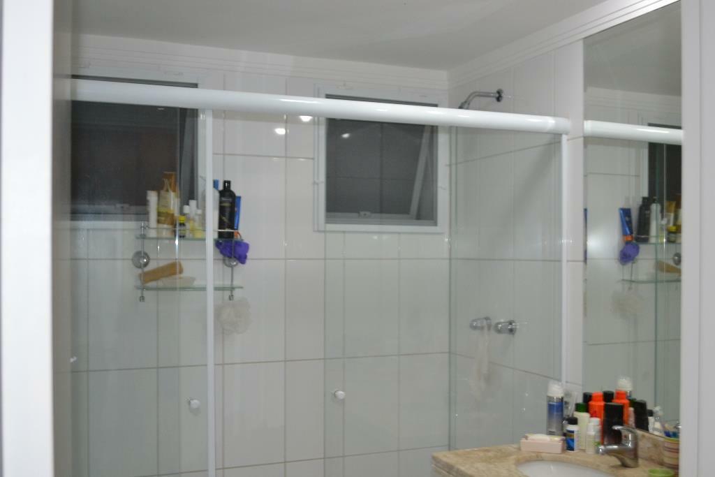 Apartamento à venda com 3 quartos, 140m² - Foto 11