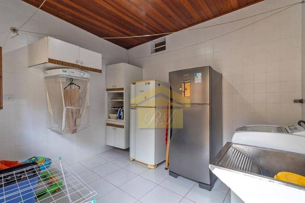 Sobrado para alugar com 3 quartos, 300m² - Foto 17