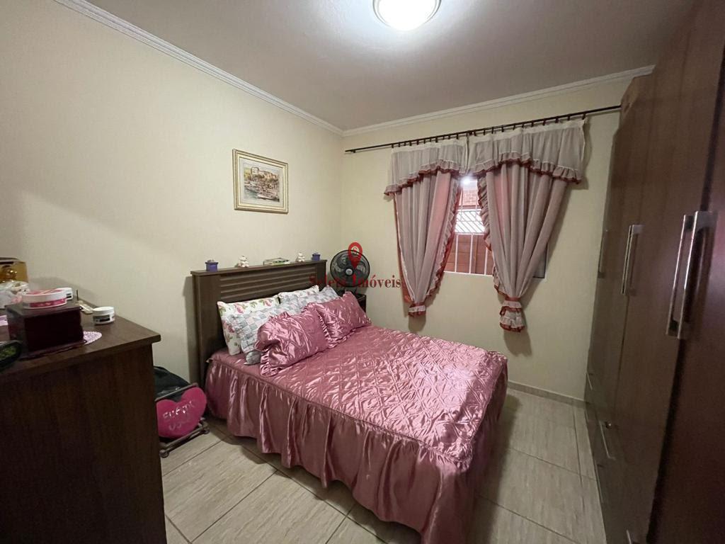 Casa à venda com 2 quartos, 90m² - Foto 9