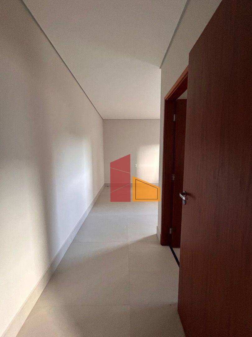 Apartamento à venda com 3 quartos, 135m² - Foto 11