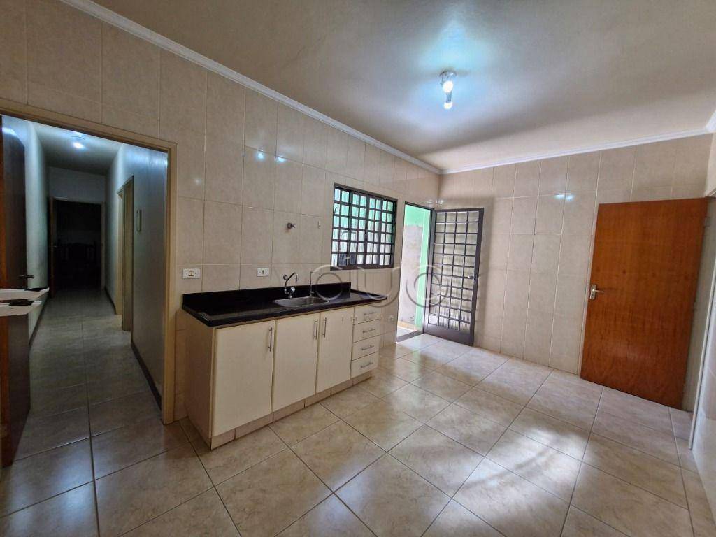 Casa à venda com 2 quartos, 87m² - Foto 9