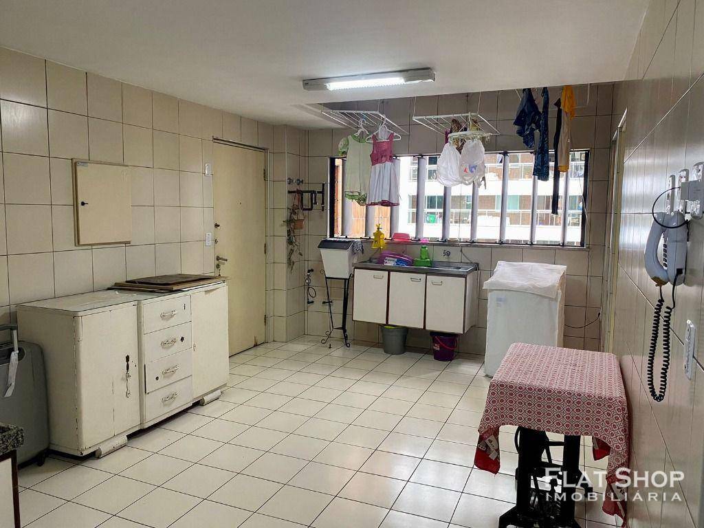 Apartamento à venda com 4 quartos, 350m² - Foto 31