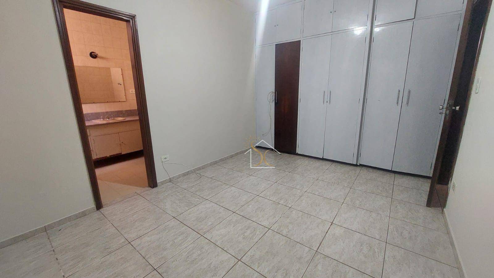 Casa para alugar com 3 quartos, 300M2 - Foto 7