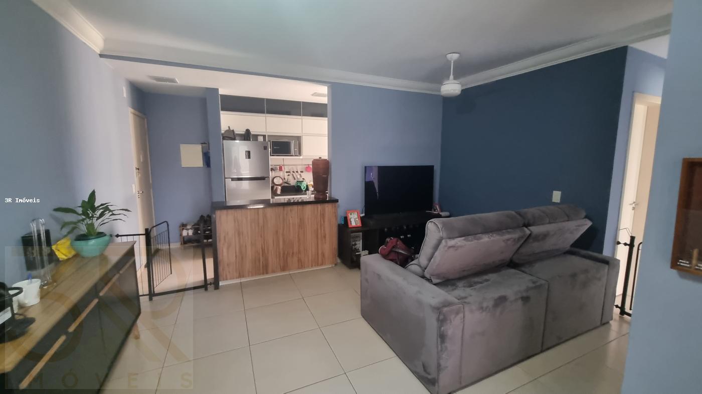 Apartamento à venda com 3 quartos, 67m² - Foto 3