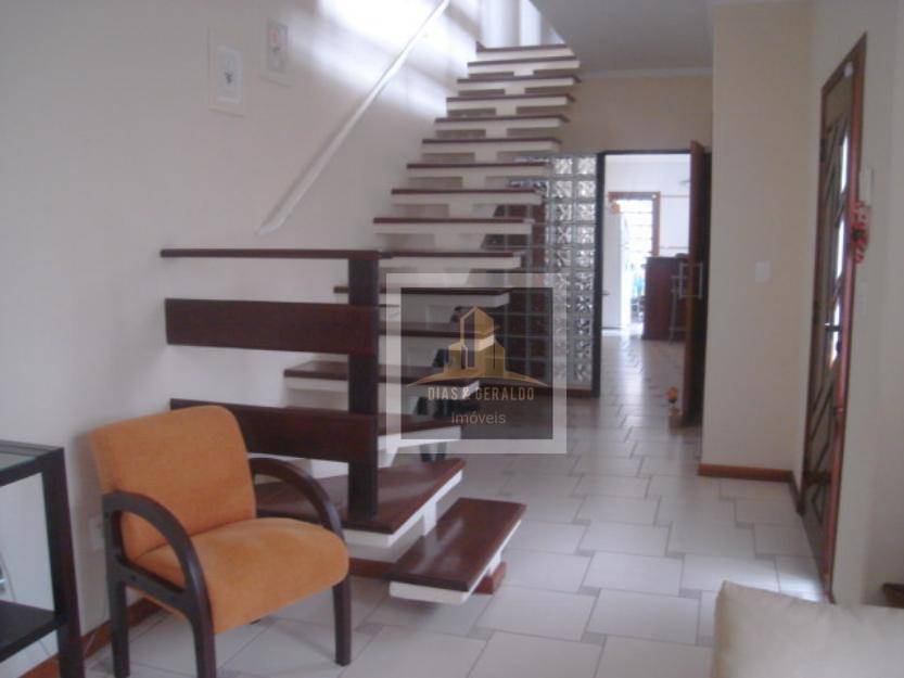 Sobrado à venda com 3 quartos, 189m² - Foto 4