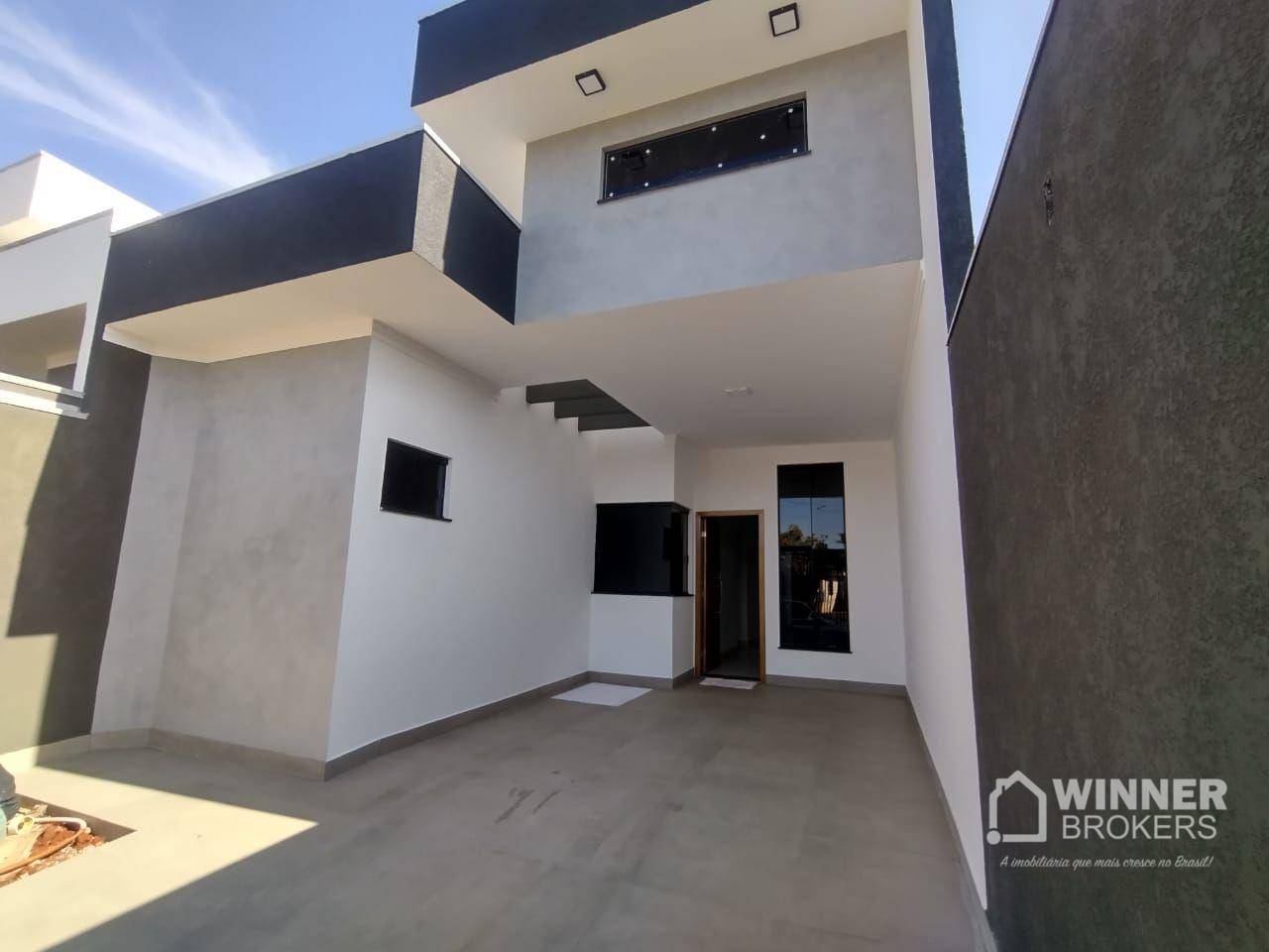 Casa à venda com 3 quartos, 89m² - Foto 1