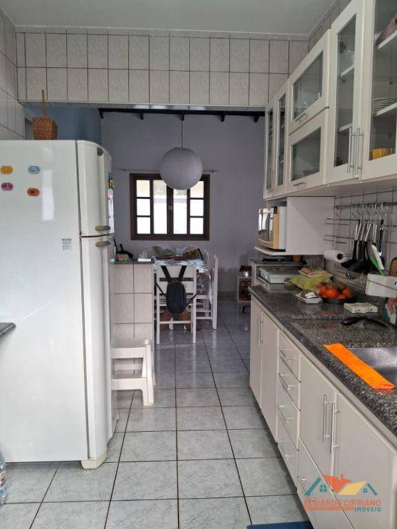 Casa de Condomínio à venda com 3 quartos, 137m² - Foto 13