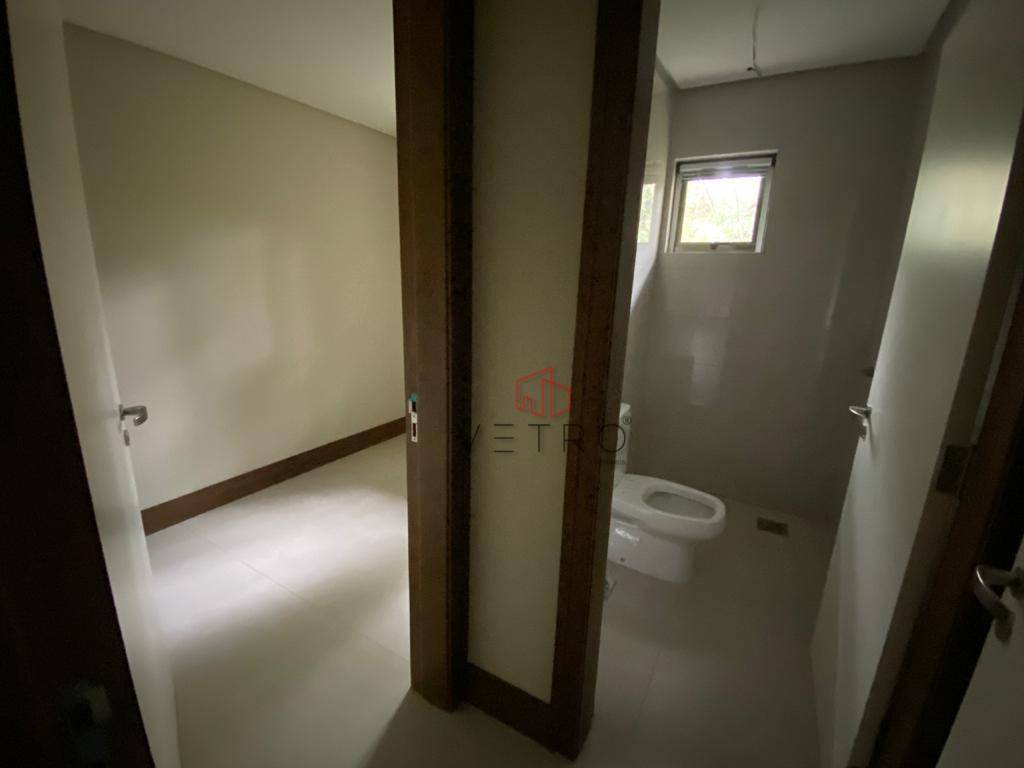 Apartamento à venda com 4 quartos, 217m² - Foto 7