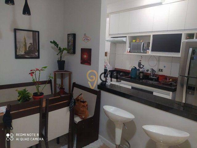 Apartamento à venda com 3 quartos, 80m² - Foto 2