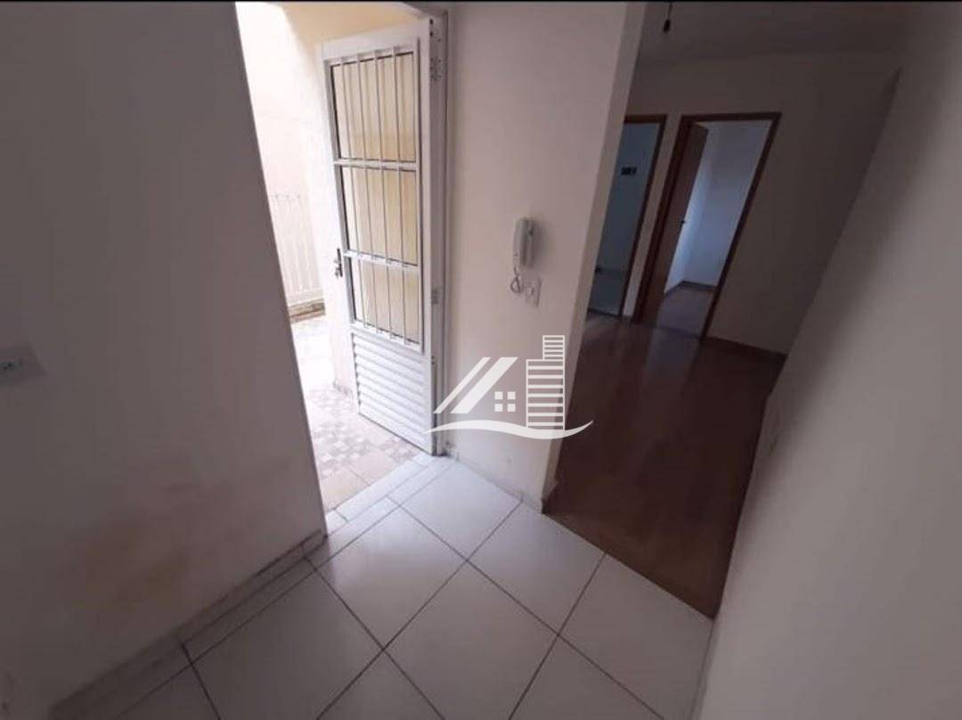 Apartamento à venda com 2 quartos, 45m² - Foto 4