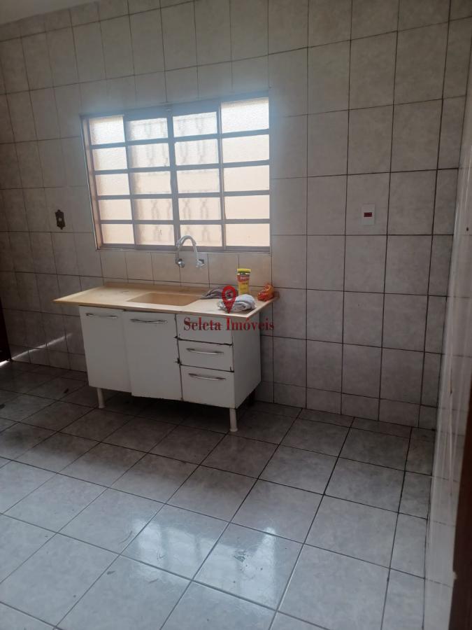 Casa à venda com 2 quartos, 93m² - Foto 4