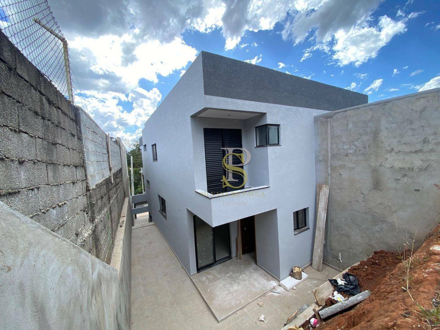 Casa à venda com 3 quartos, 170m² - Foto 9