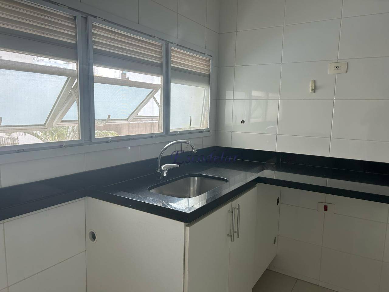 Apartamento à venda com 3 quartos, 139m² - Foto 22