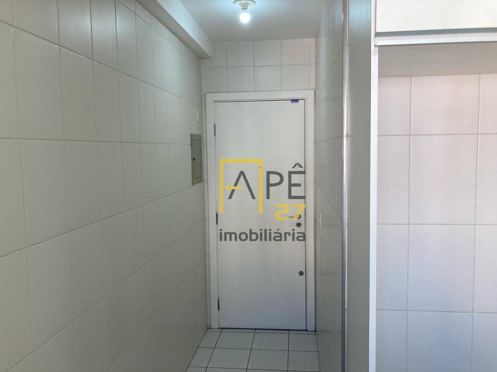 Apartamento à venda com 3 quartos, 95m² - Foto 17