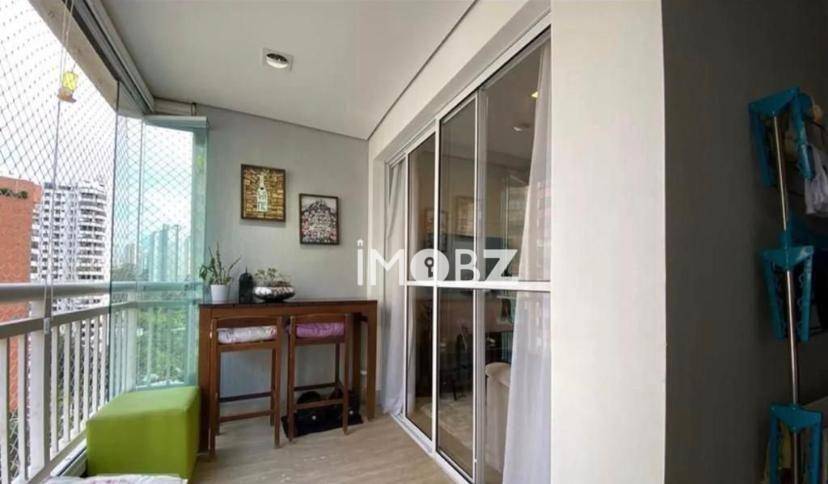 Apartamento à venda com 3 quartos, 71m² - Foto 1