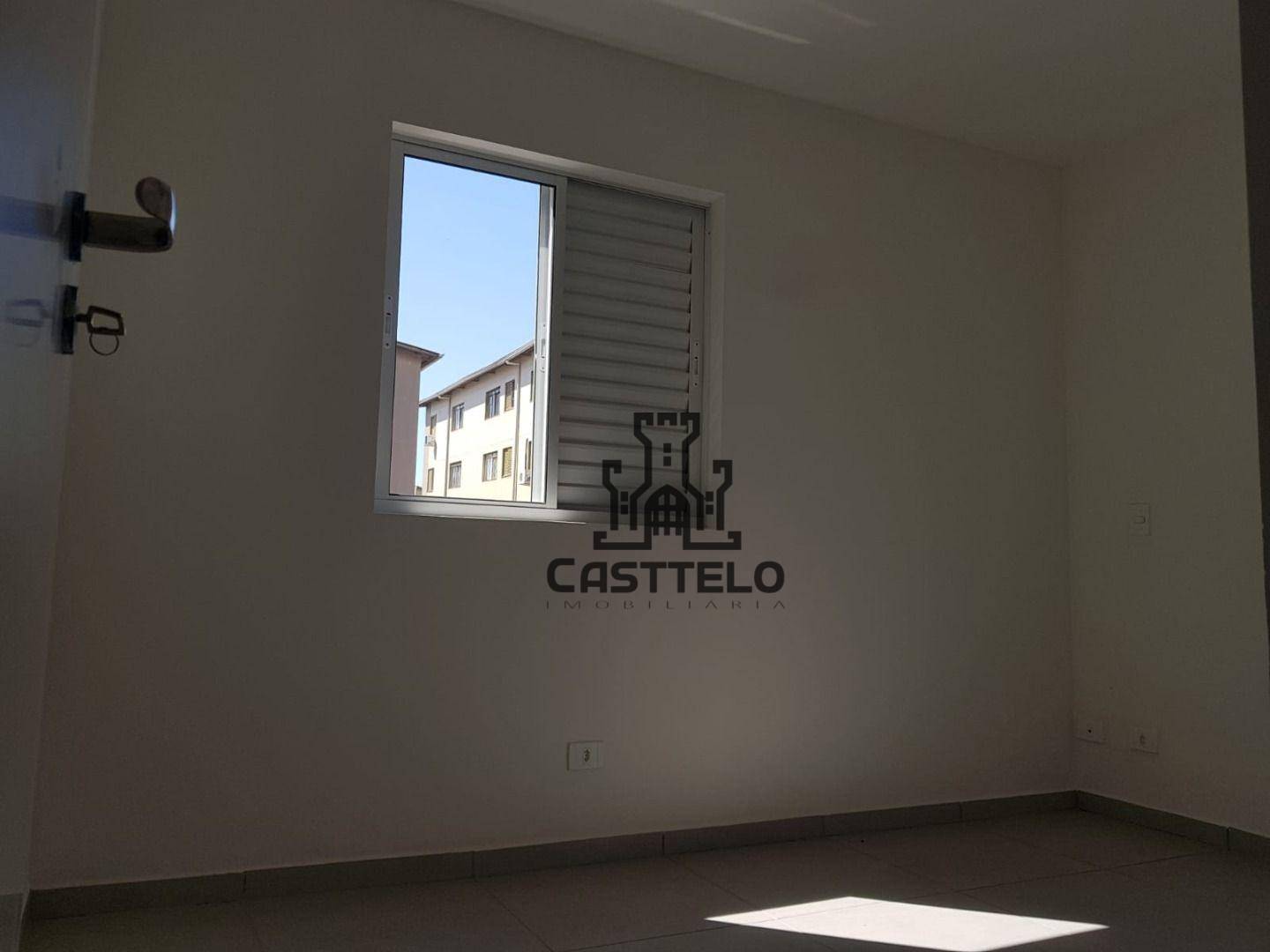 Apartamento à venda com 3 quartos, 47m² - Foto 9