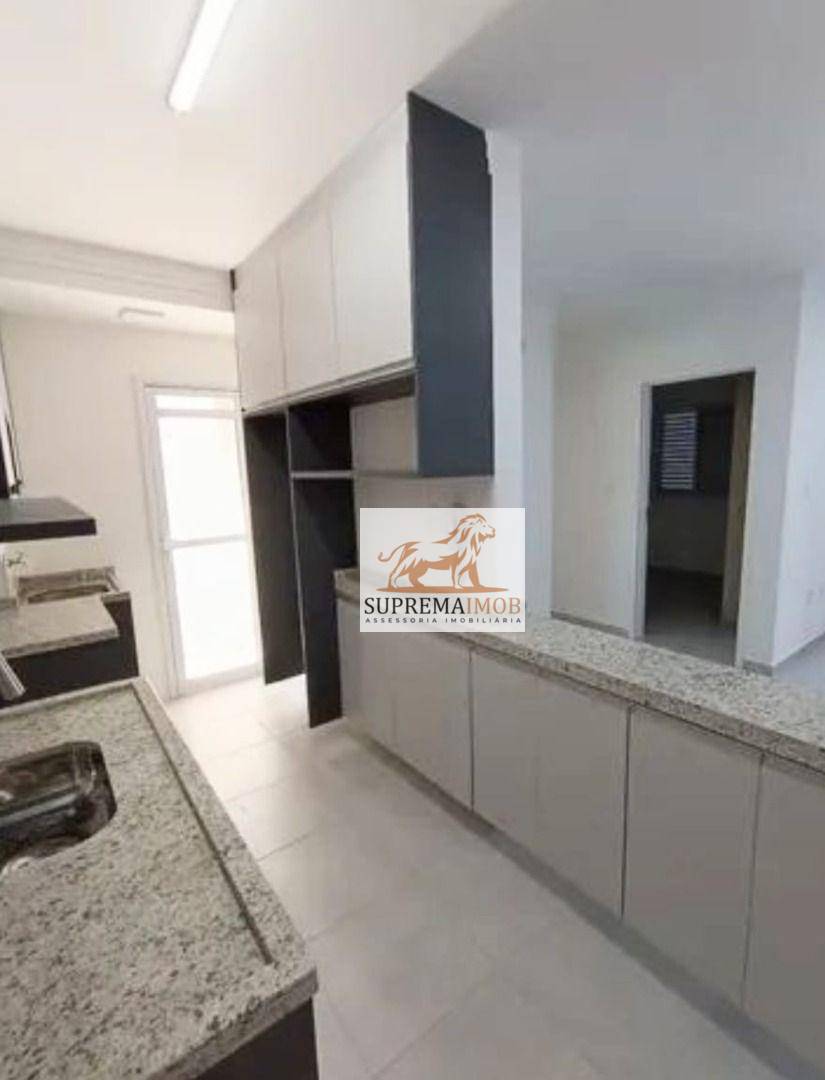 Apartamento à venda com 2 quartos, 61m² - Foto 2