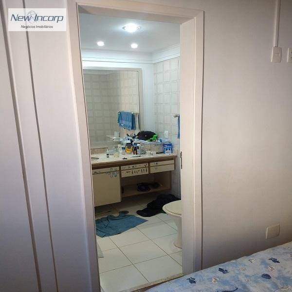 Apartamento à venda com 2 quartos, 80m² - Foto 9