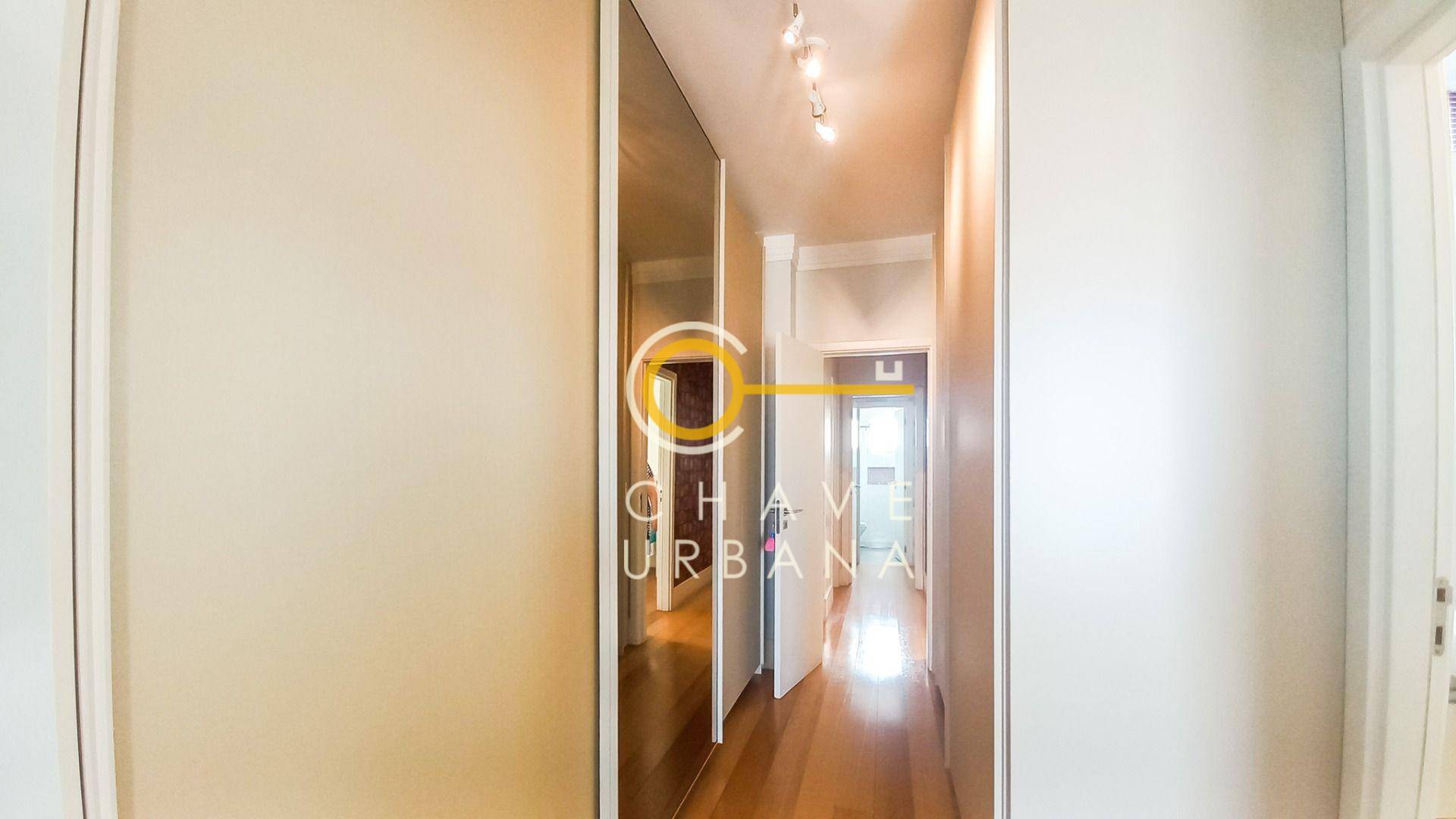 Apartamento para alugar com 3 quartos, 178m² - Foto 40