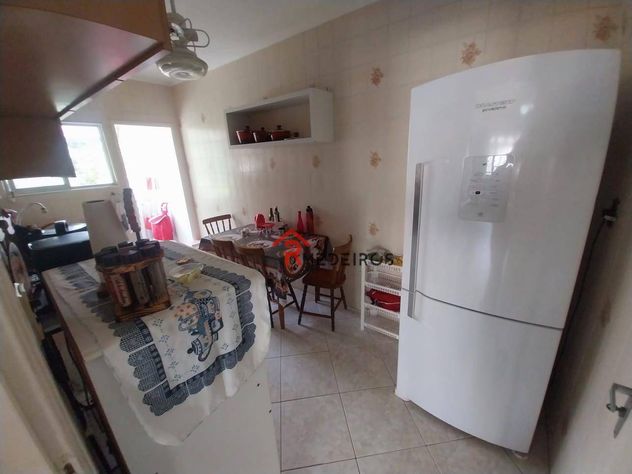 Apartamento à venda com 2 quartos, 71m² - Foto 11