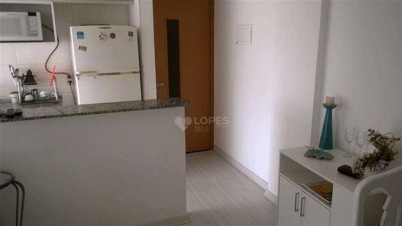 Apartamento à venda com 3 quartos, 70m² - Foto 18