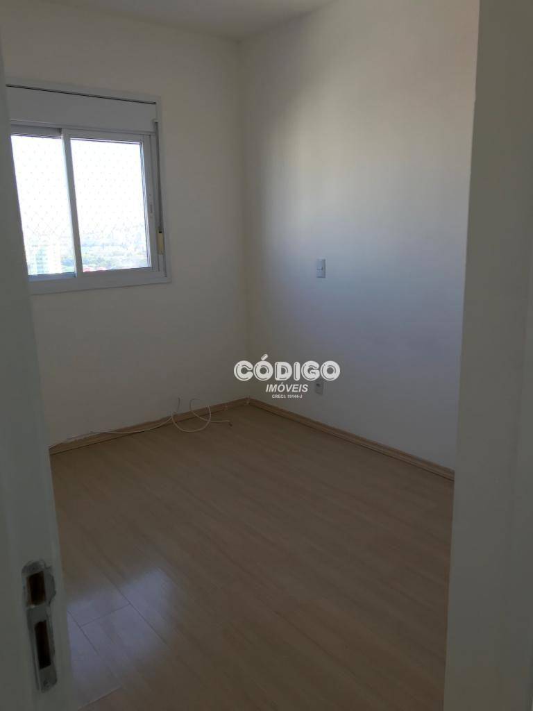 Apartamento à venda com 2 quartos, 44m² - Foto 4