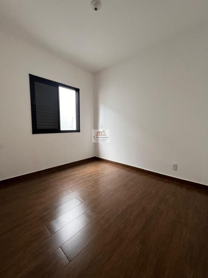 Apartamento para alugar com 2 quartos, 38m² - Foto 5