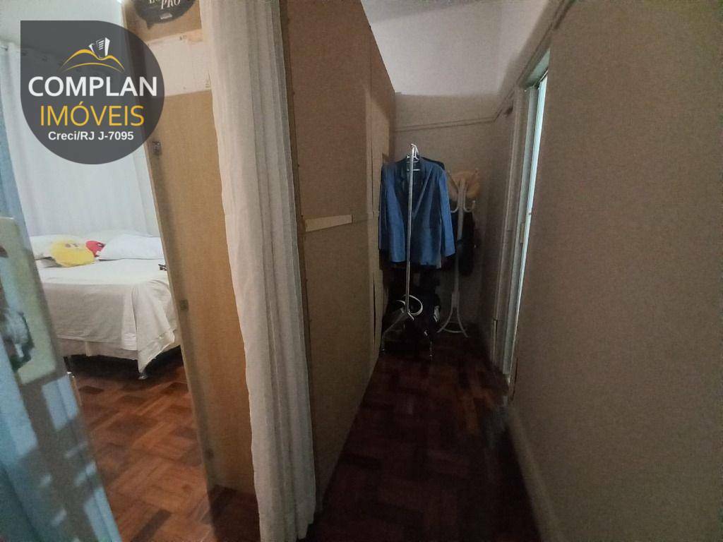 Apartamento à venda com 1 quarto, 50m² - Foto 4