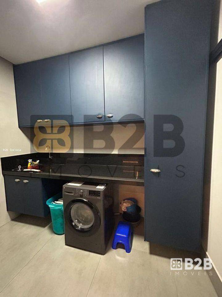 Casa à venda com 3 quartos, 300m² - Foto 24