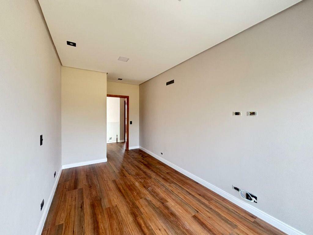 Casa de Condomínio à venda com 4 quartos, 208m² - Foto 13