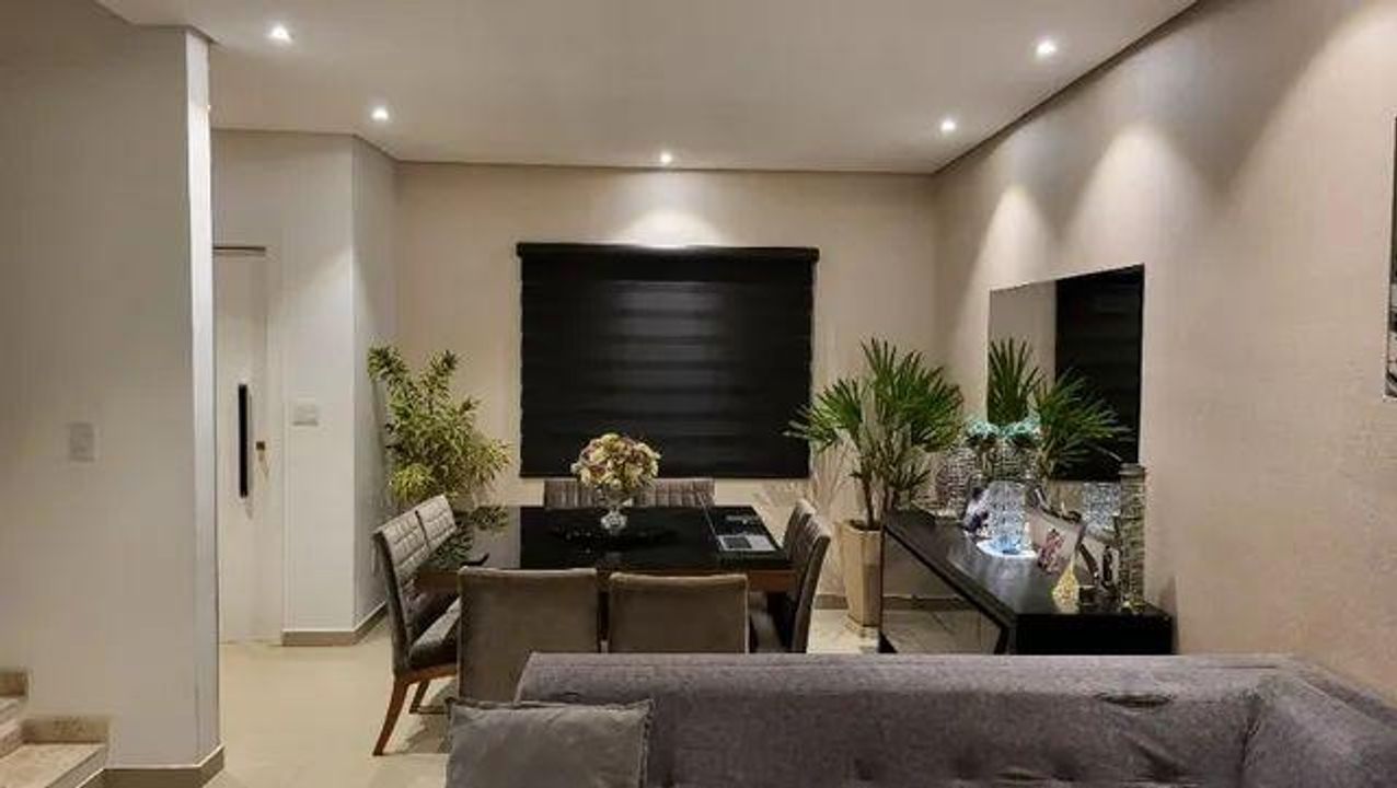 Casa de Condomínio à venda com 3 quartos, 130m² - Foto 1